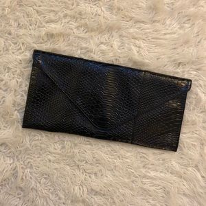 UE Urban Expressions Vegan Patent Snakeskin Clutch